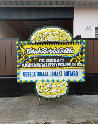 Papan Bunga Duka di Pelangiran