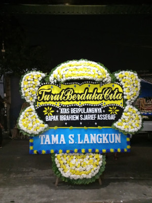 Papan Bunga Duka di Pelangiran
